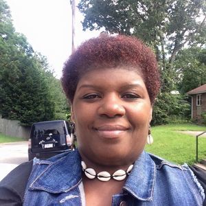 Meet your Posher, Cassandra